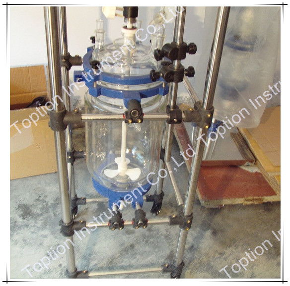 whole set glass reactor.jpg