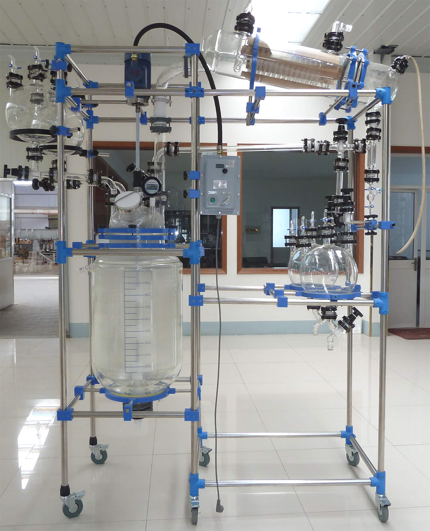 jacketed glass reaction vessel (3).jpg jacketed glass reaction vessel (3).jpg